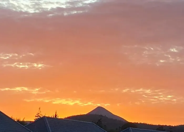 3 Bed In Eden Gate, * Greystones